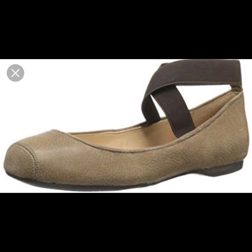 Ballet flat